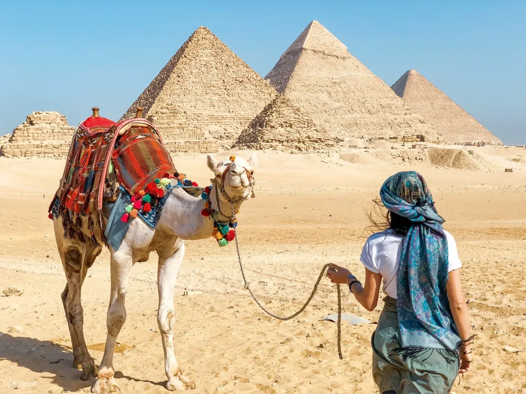 Cairo3-DayLuxuryPrivateTourGizaPyramidsCairoAlexandria-11.webp